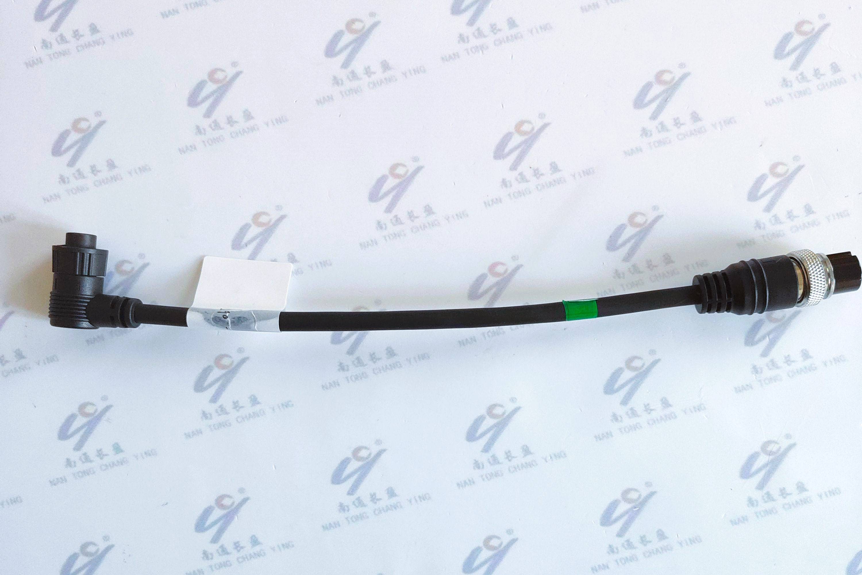 CY0003-067  90°单弯头电源线