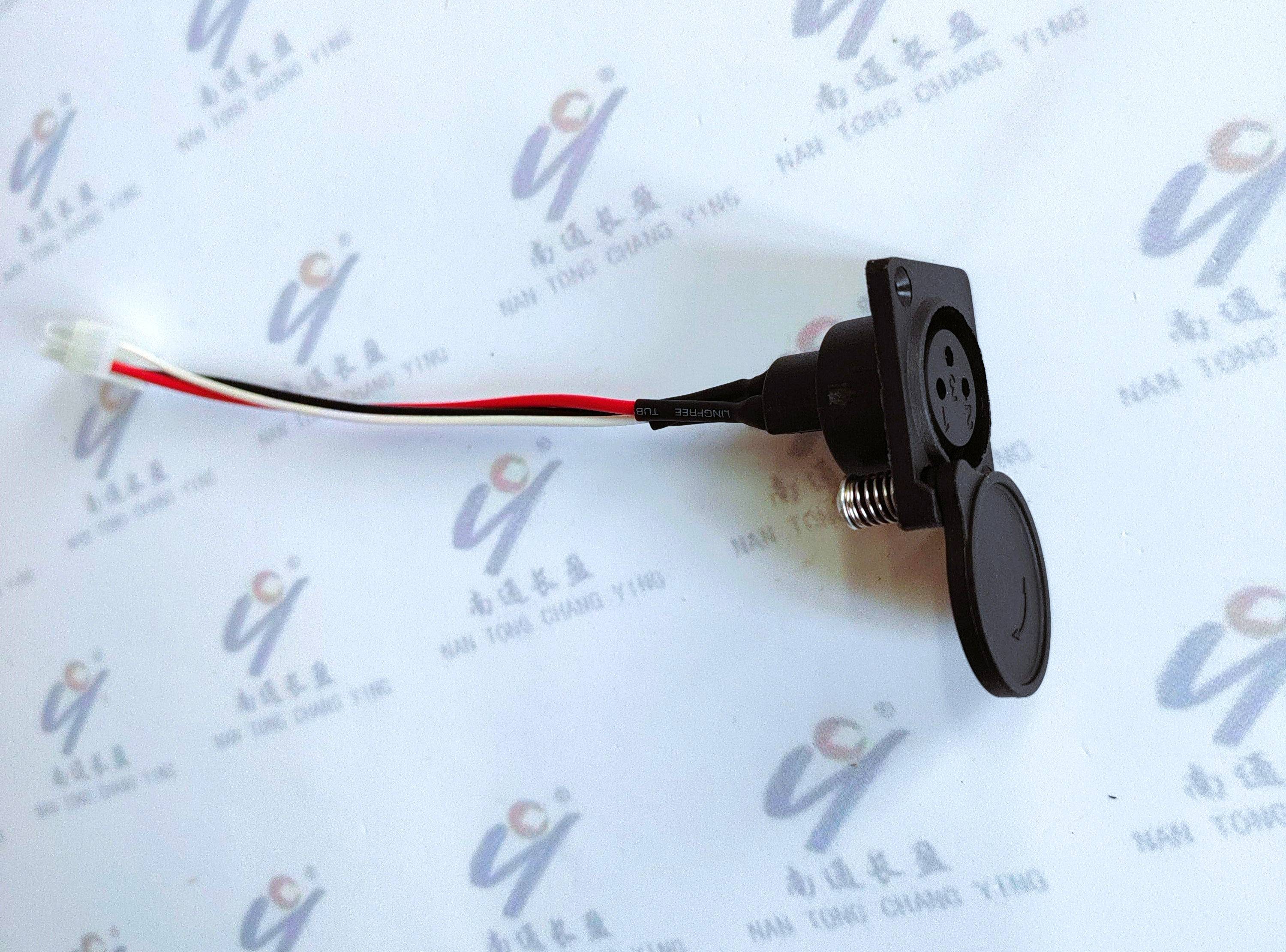 CY0028-002 代步车充电线