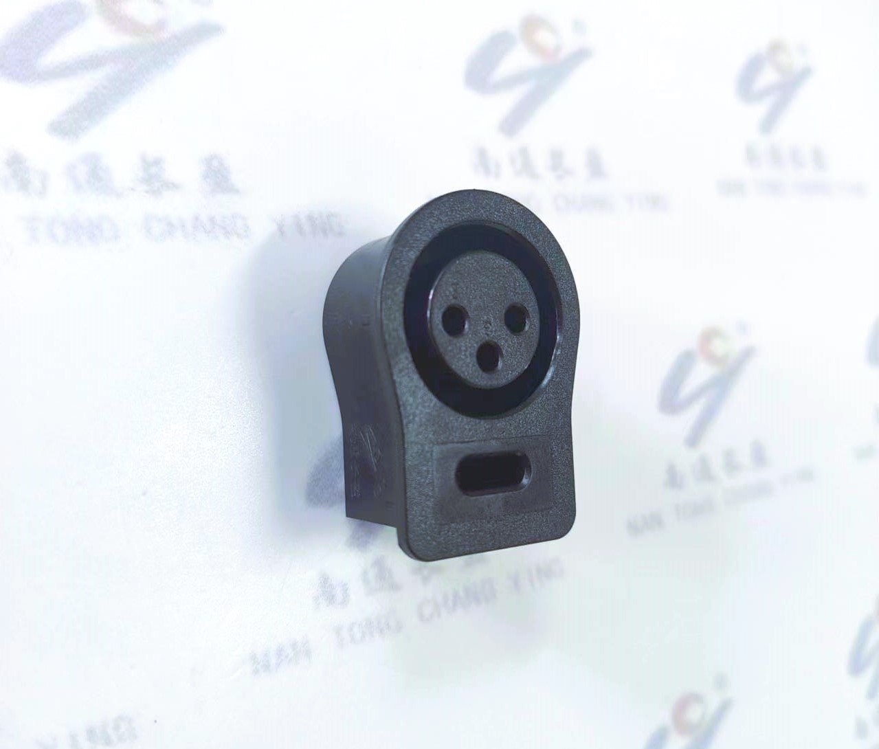 CYM0506-带Type-C卡侬座