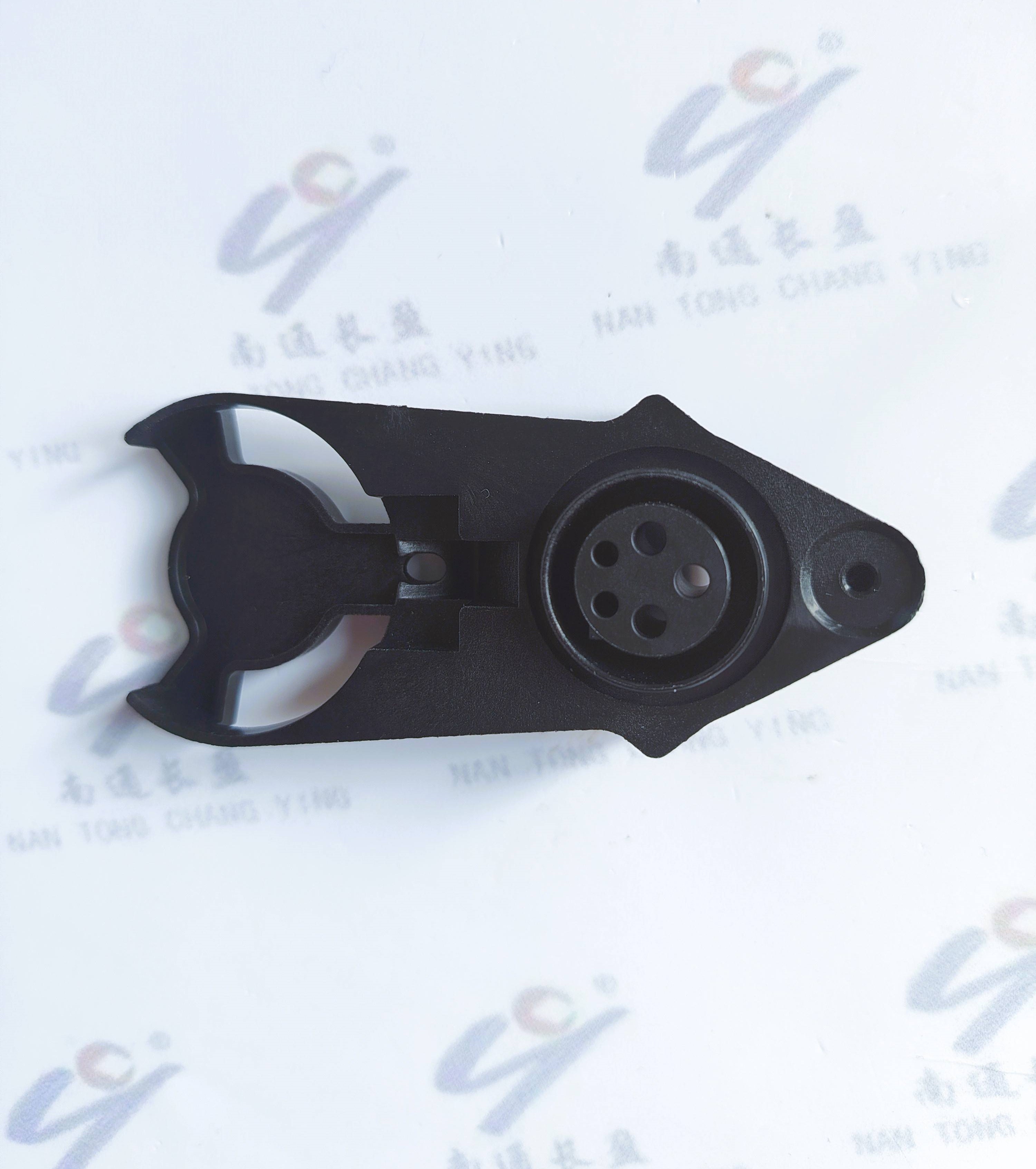 CYM0347 - 5pin卡侬座